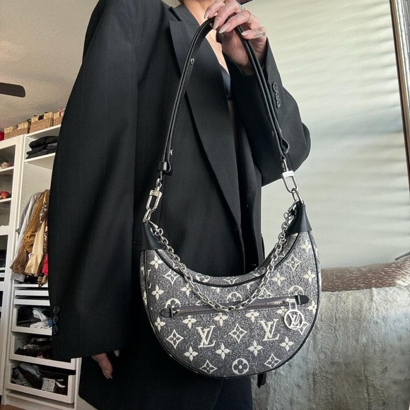 LOUIS VUITTON Monogram Jacquard Denim Loop Black! - Picture 3 of 16